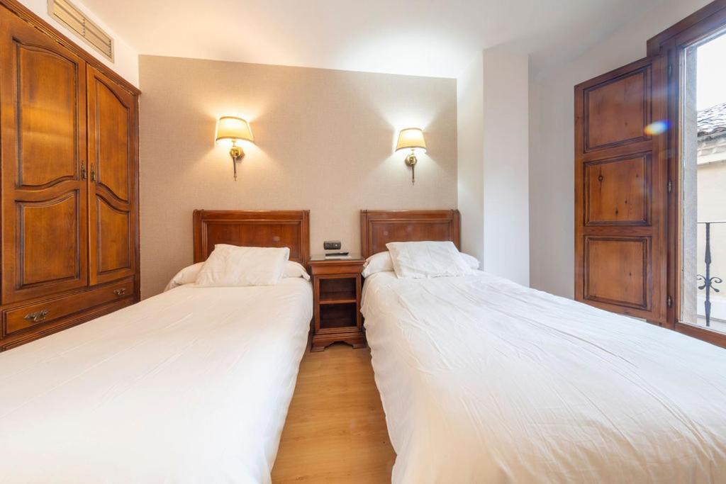 Almazán Hostal Sin Recep24H Puerta De La Villa - Pet Friendly & Restaurante מראה חיצוני תמונה